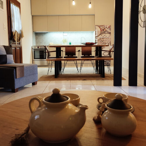 Nikis Luxury Two Bedrooms Apartment