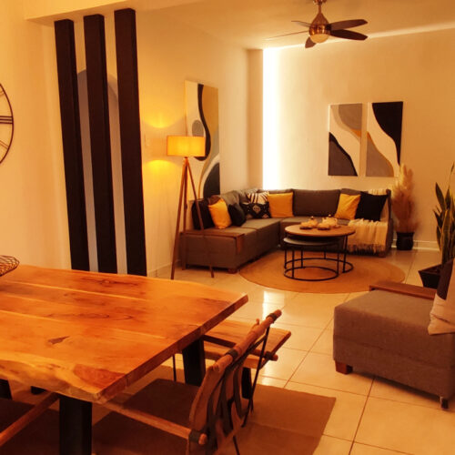 Nikis Luxury Two Bedrooms Apartment