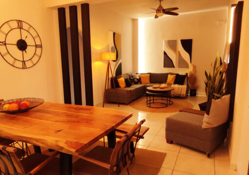 Nikis Luxury Two Bedrooms Apartment