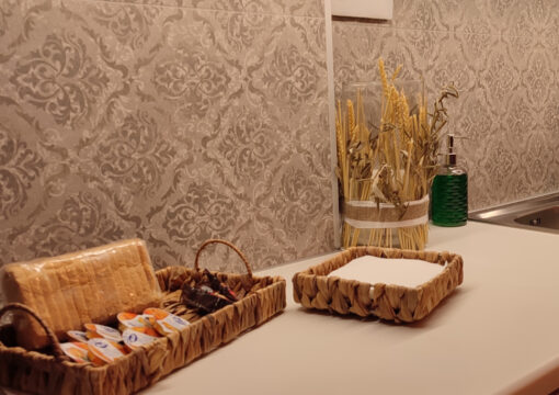 Nikis Luxury Two Bedrooms Apartment