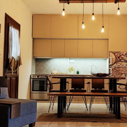 Nikis Luxury Two Bedrooms Apartment
