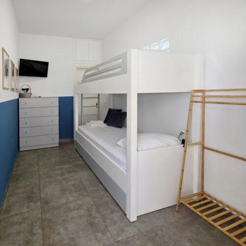 KYMO Private Seafront Residence