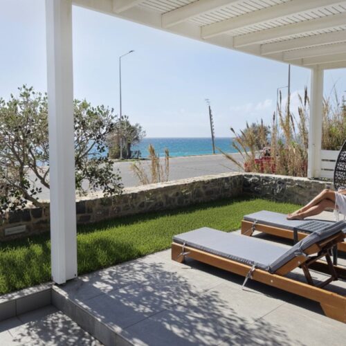 KYMO Private Seafront Residence