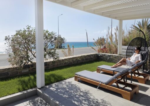 KYMO Private Seafront Residence